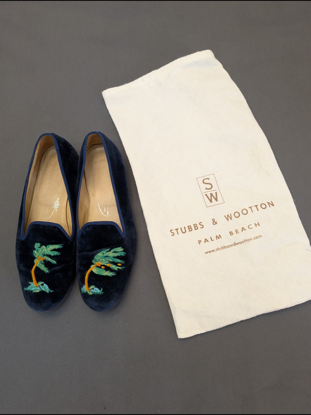Stubbs & Wootton Women's Navy Velvet Palm Tree Loafers